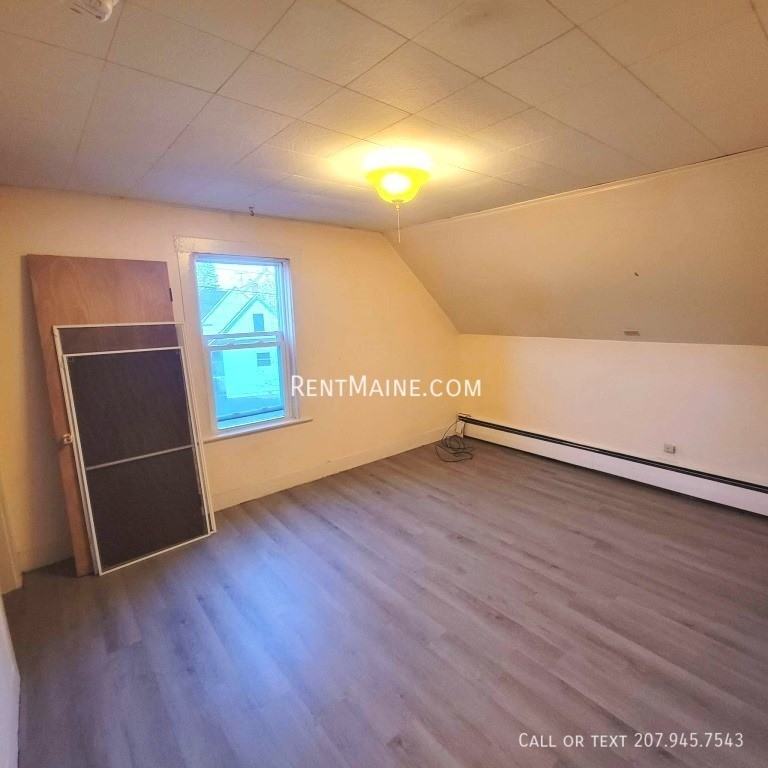 101 Front St #1 - Photo 4 of 9