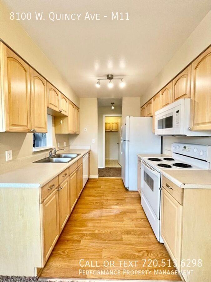 8100 W Quincy Ave #M11 - Photo 7 of 22