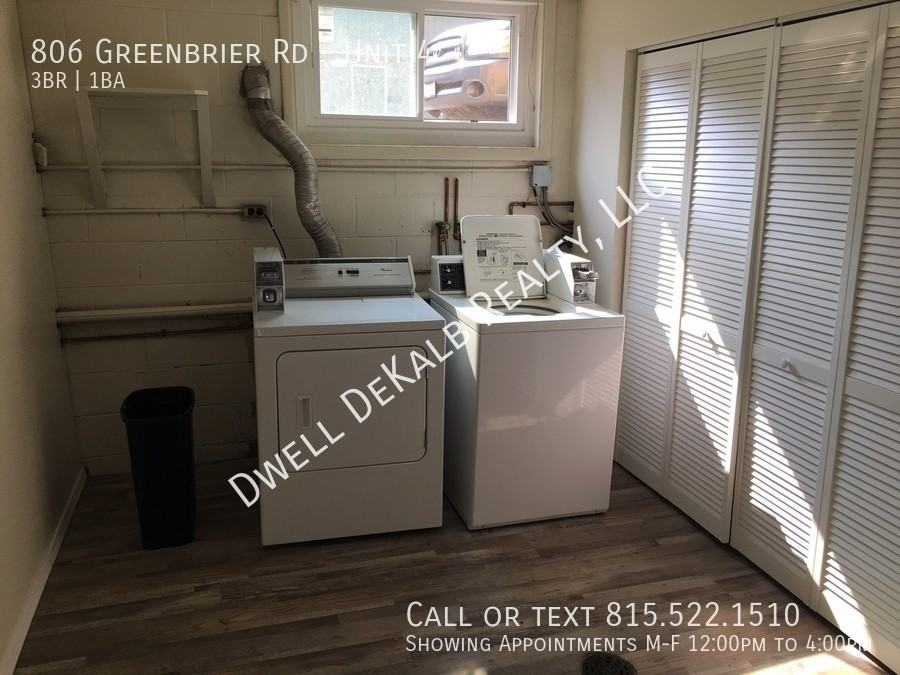 806 Greenbrier Rd #4 - Photo 7 of 11