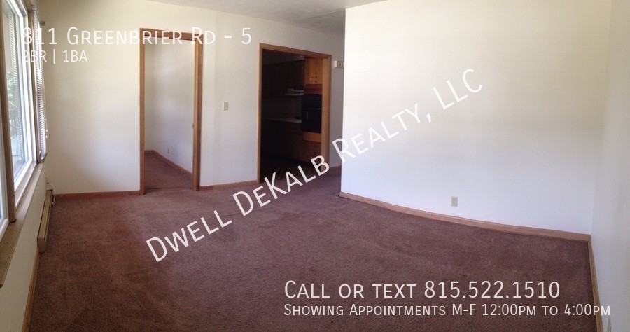 811 Greenbrier Rd #5 - Photo 5 of 8