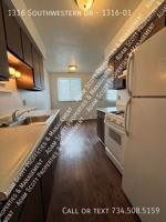 featured image of 1316 Southwestern Dr