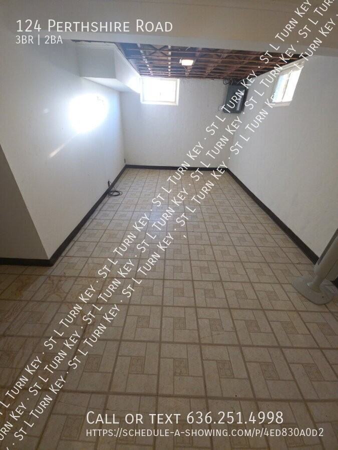 124 Perthshire Rd - Photo 7 of 23