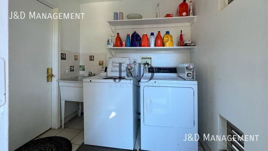 UTA4077 - Photo 4 of 8