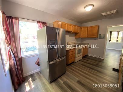 7991 S Main St - Photo 3 of 16