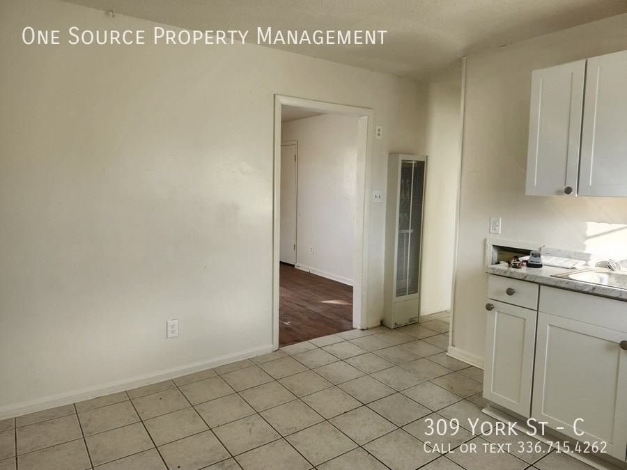 309 York St #C - Photo 5 of 11