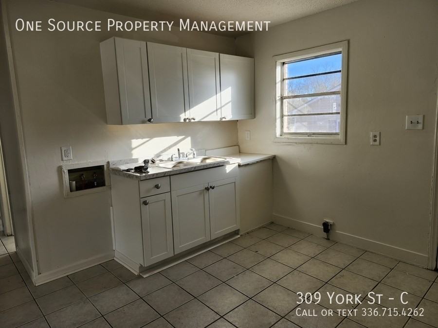 309 York St #C - Photo 6 of 11
