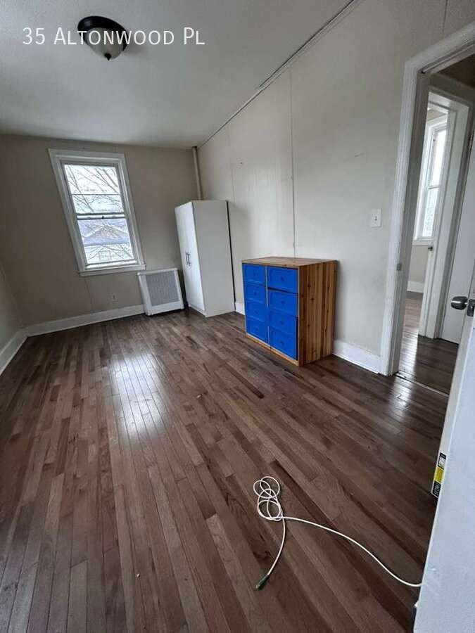 35 Altonwood Pl - Photo 4 of 5