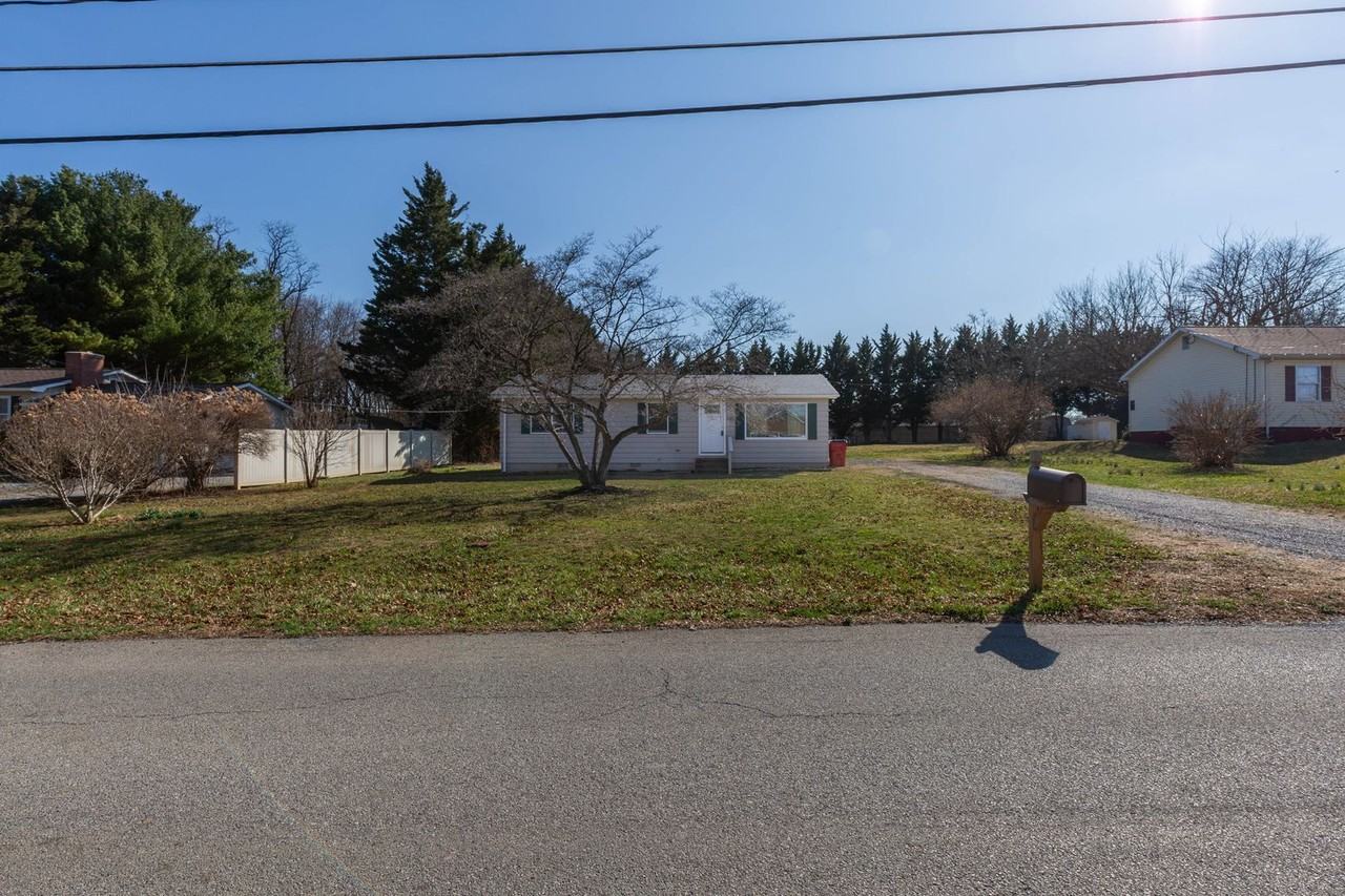 148 Marie Dr - Photo 2 of 25