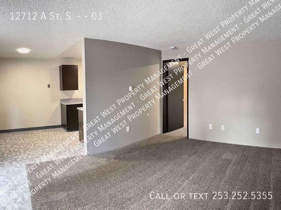 12712 A St S #03 - Photo 5 of 47