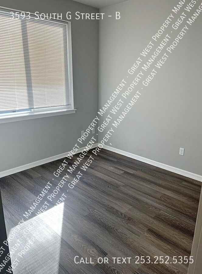 3593 S G St #B - Photo 6 of 16