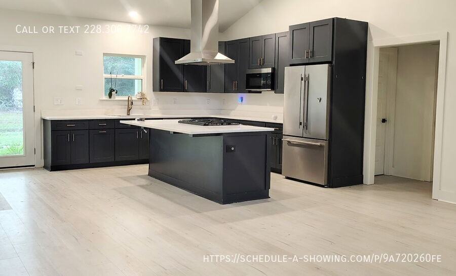 13770 Wildflower Ln - Photo 4 of 22