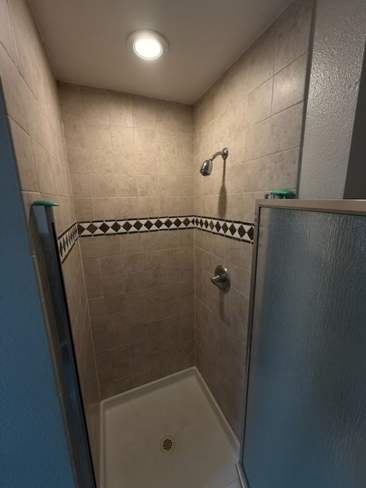 494 27th Ave #4 - Photo 7 of 11