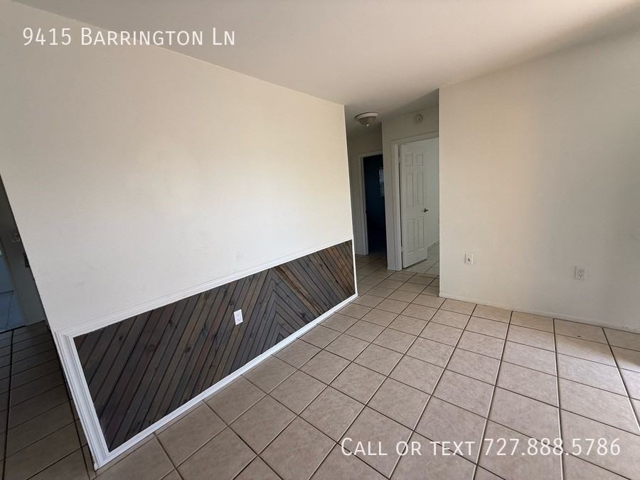 9415 Barrington Ln - Photo 7 of 50