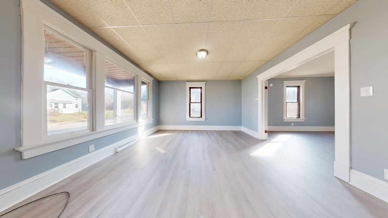 316 Altamont Ave - Photo 3 of 13