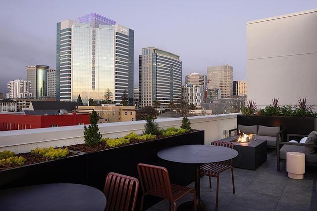 ArtHaus Ninth - Photo 5 of 31