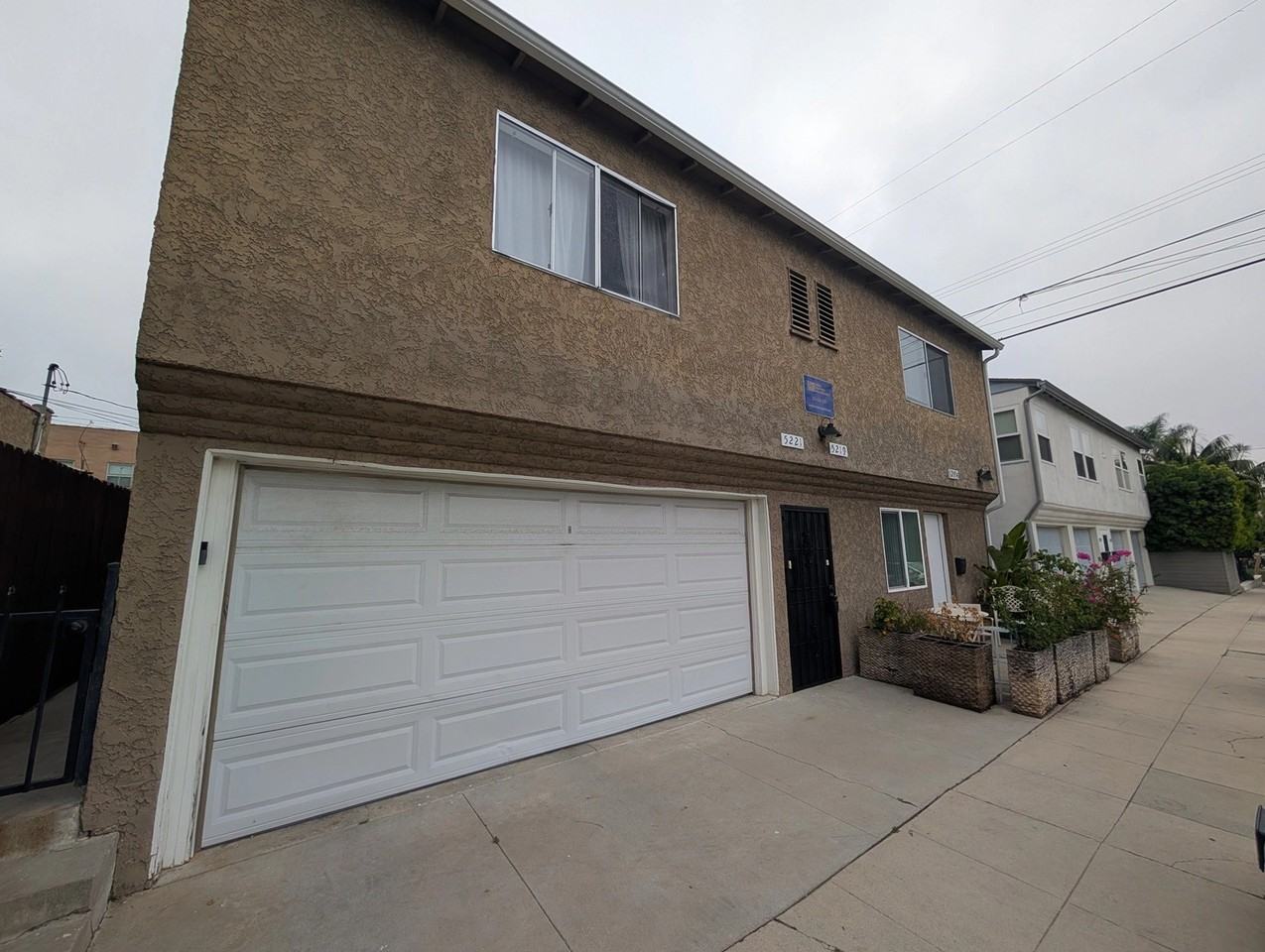 5219 - 5235 Packard St - Photo 2 of 2