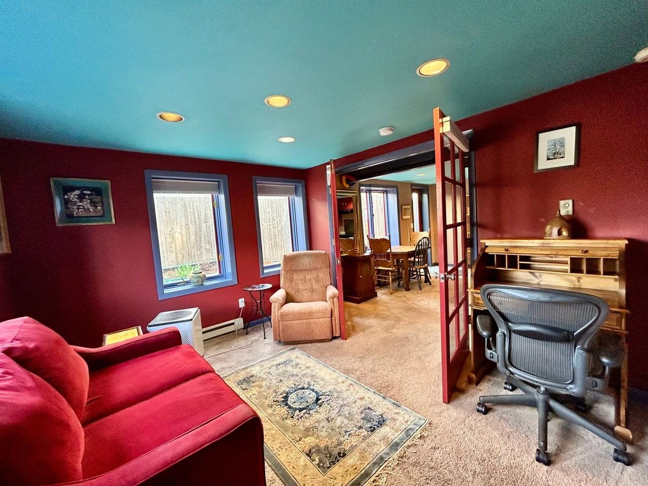 1140 Lehigh St - Photo 7 of 21