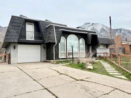 featured image of 3851 S Birch Dr