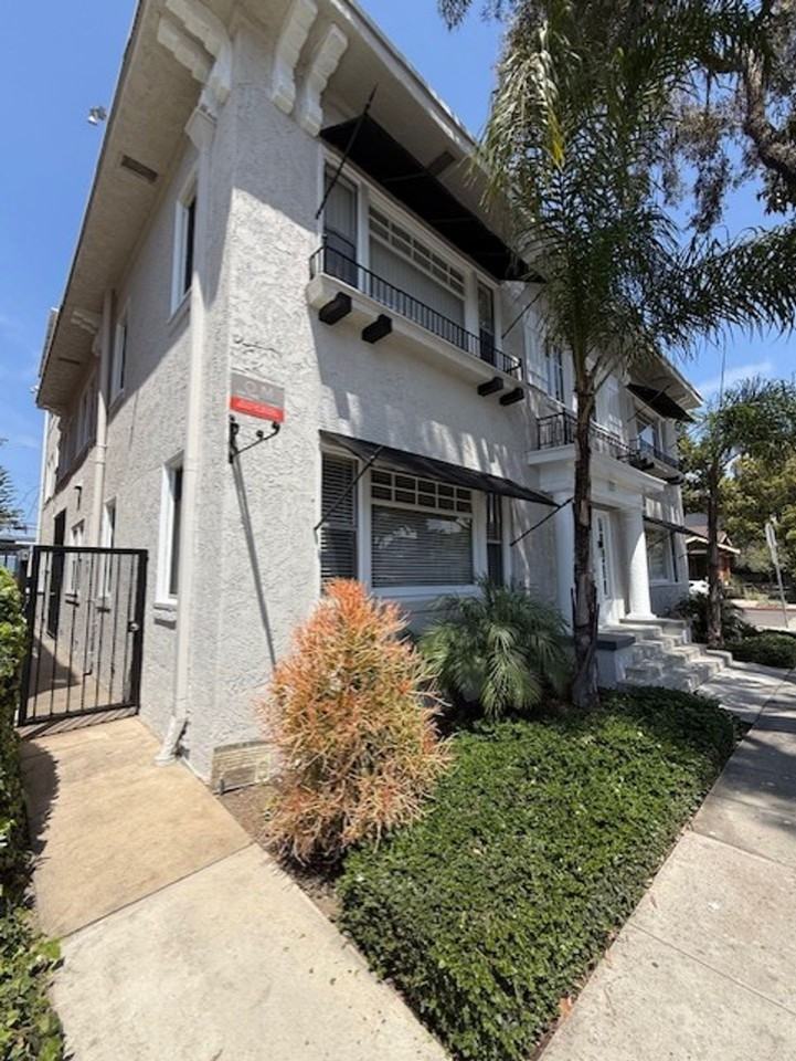 325 Cherry Ave - Photo 4 of 4