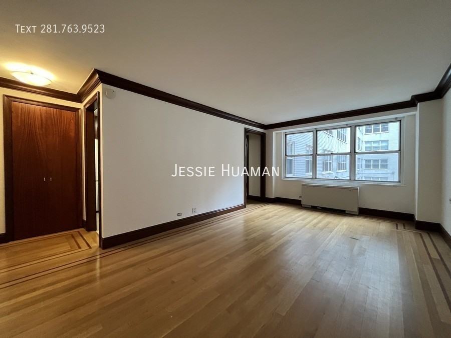 888 8th Ave #A - Photo 2 of 6