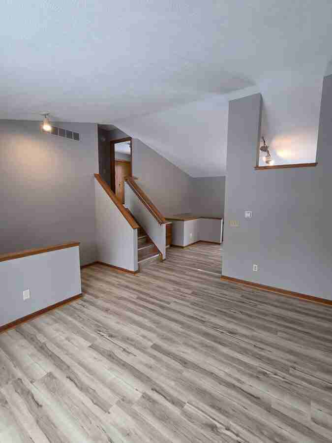 3745 Jill St - Photo 3 of 13