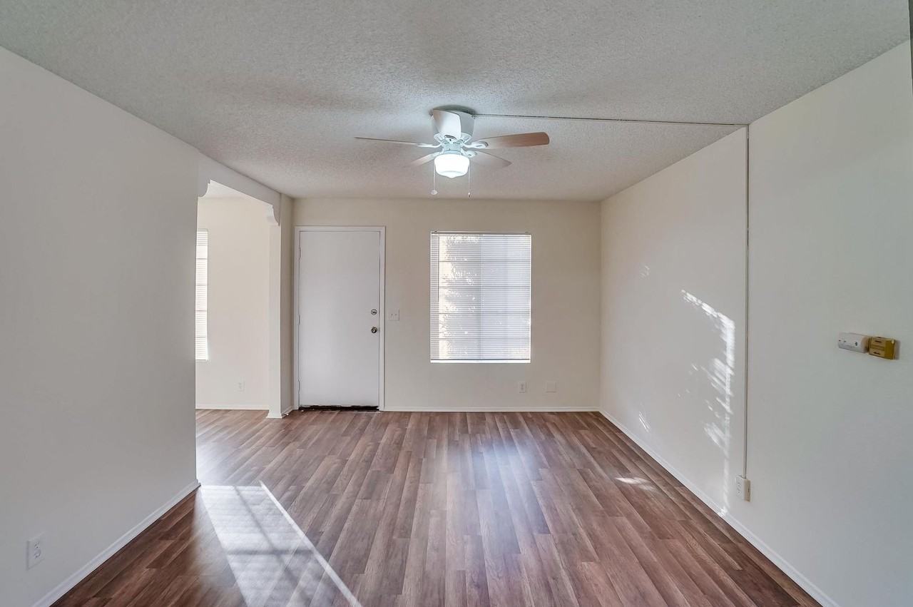 720 Belmont Ave #01 - Photo 7 of 29