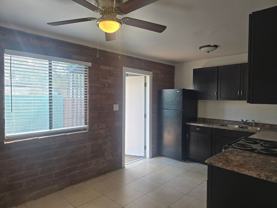 MOVE-IN SPECIAL - 2 Bedroom, 1 Bath in Tempe! Private Backyard! Close to ASU! - Photo 1 of 1