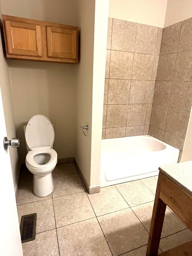 154 Straight Ave Sw - Photo 5 of 16