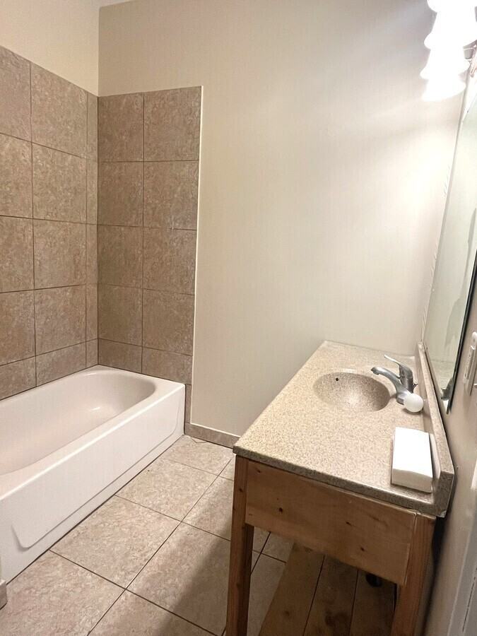 154 Straight Ave Sw - Photo 6 of 16