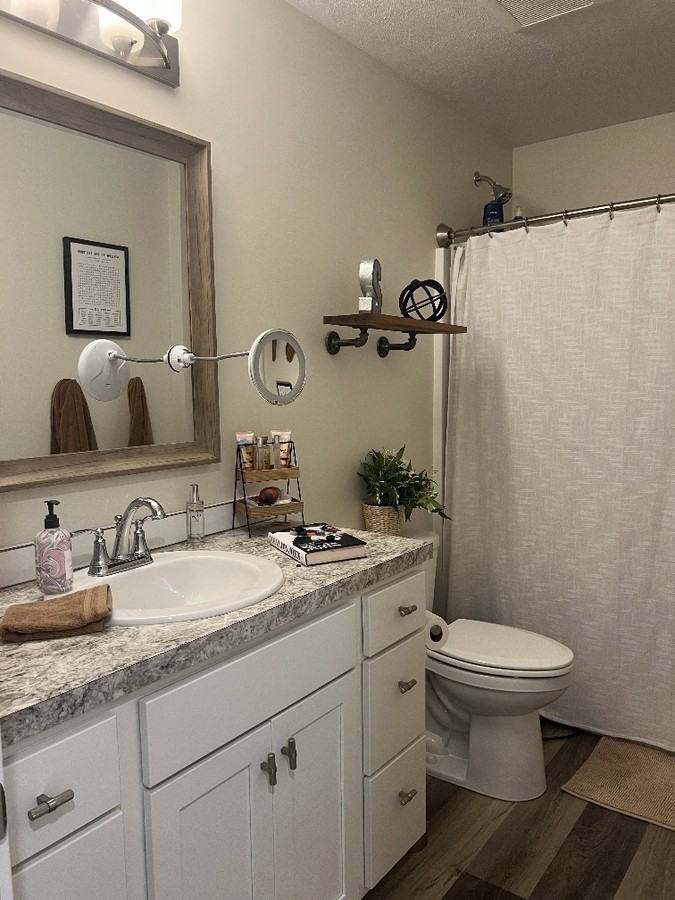 3240 Babylon Rd - Photo 3 of 10