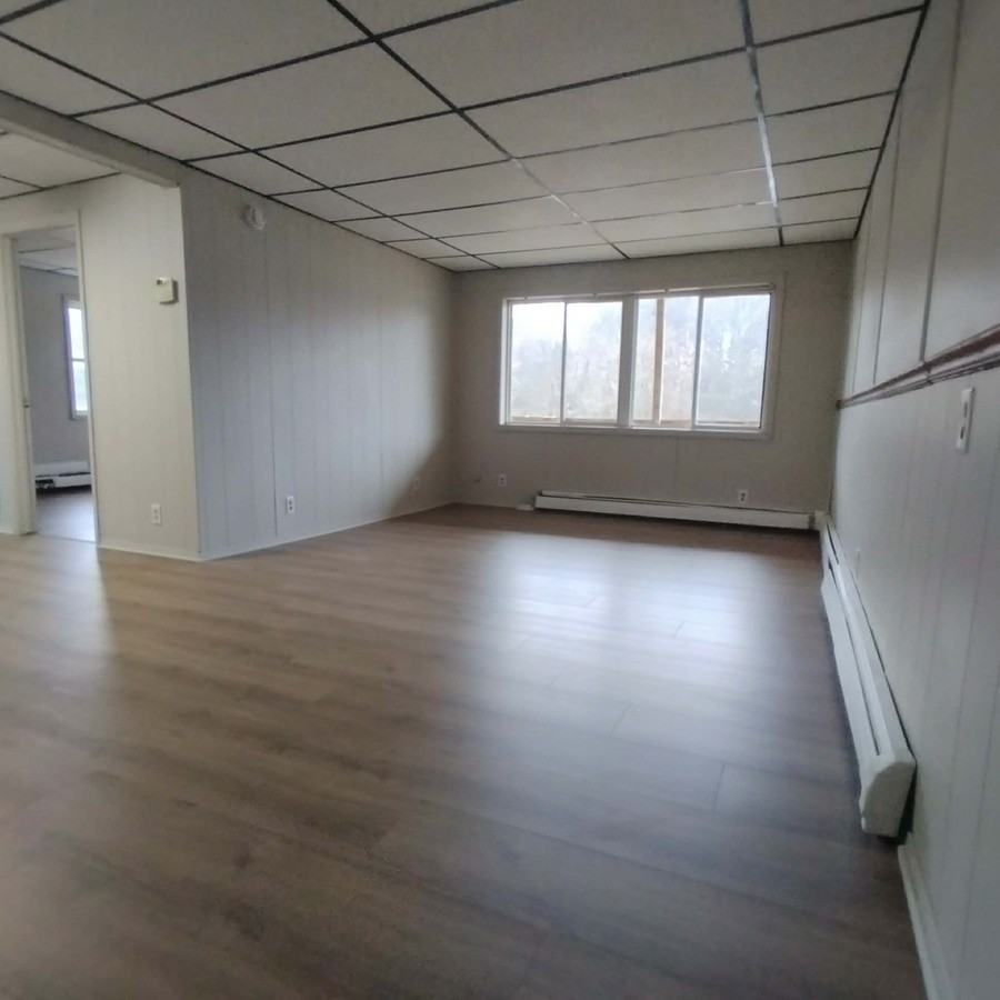 3345 Whitehall Rd - Photo 4 of 8