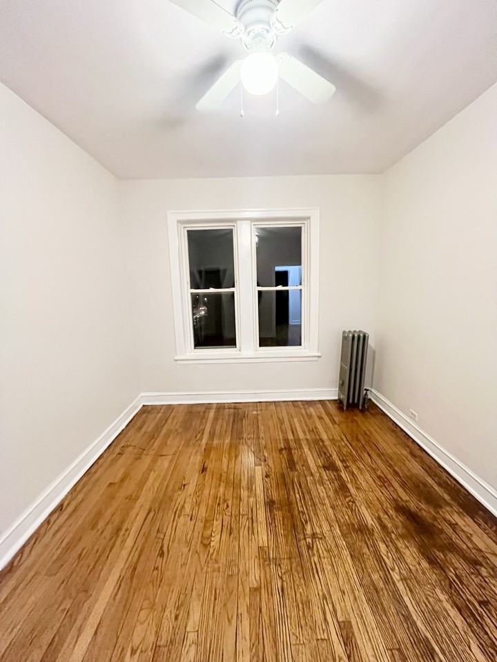 4300 W Shakespeare Ave #2 - Photo 5 of 14