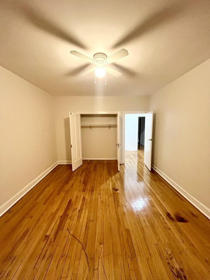 4300 W Shakespeare Ave #2 - Photo 7 of 14