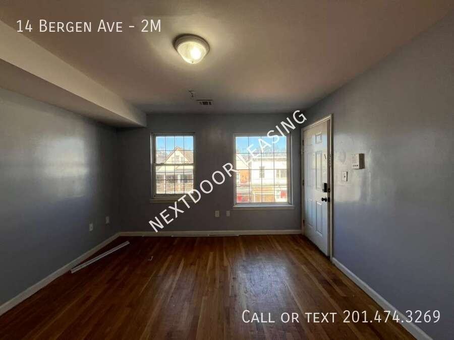 14 Bergen Ave #2M - Photo 6 of 13