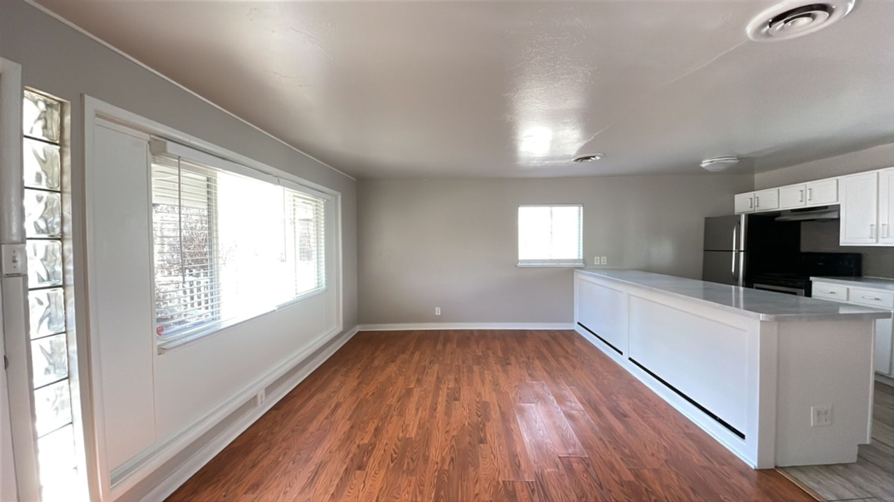 8113 W 10th Ave #8113 - Photo 5 of 19