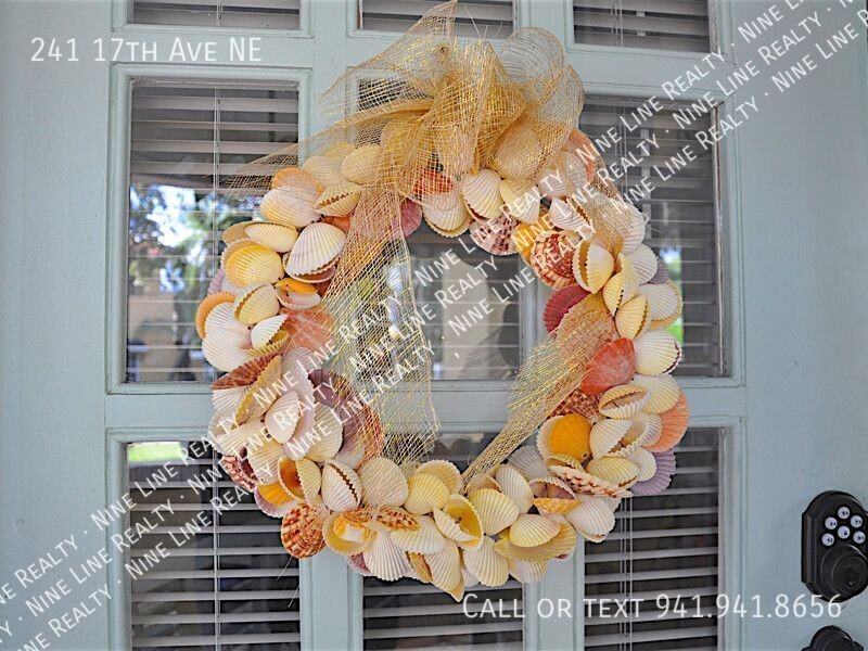 241 17th Ave Ne - Photo 3 of 43