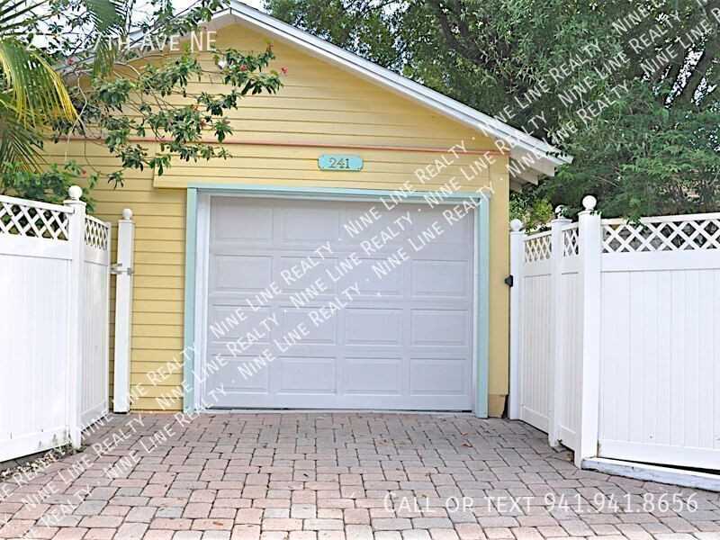 241 17th Ave Ne - Photo 7 of 43