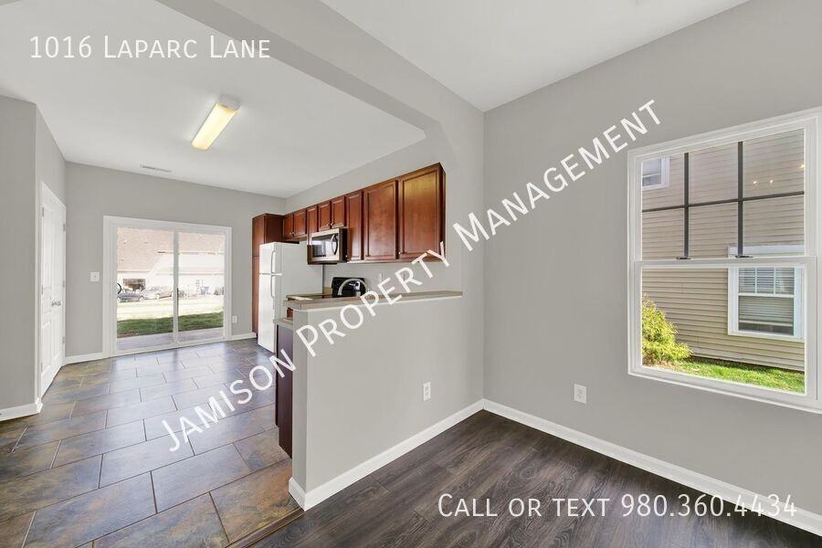 1016 Laparc Ln - Photo 4 of 26