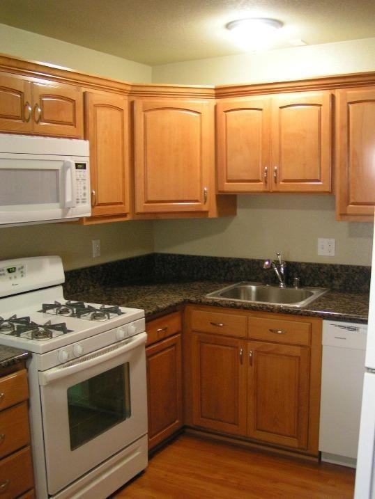 516 K St #A - Photo 3 of 30