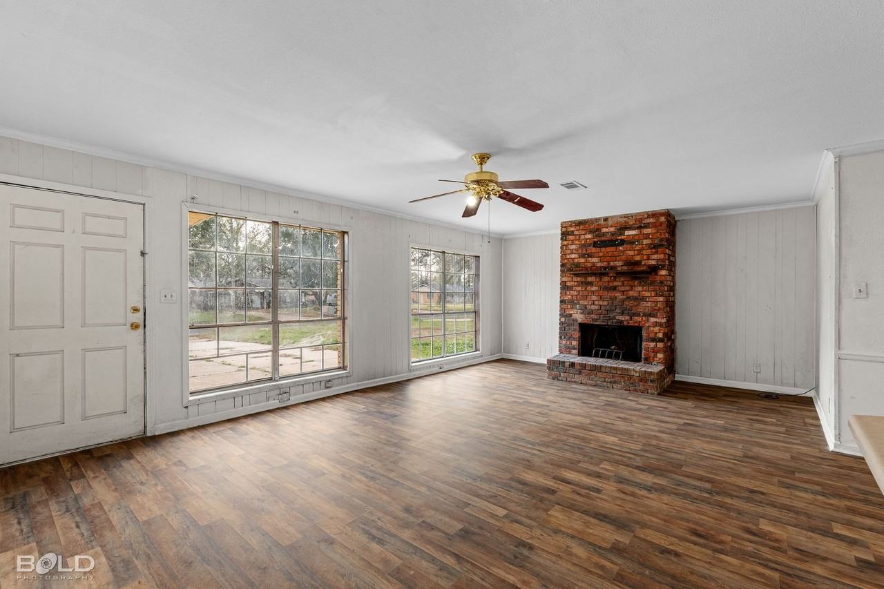 1136 Southland Park Dr - Photo 6 of 35