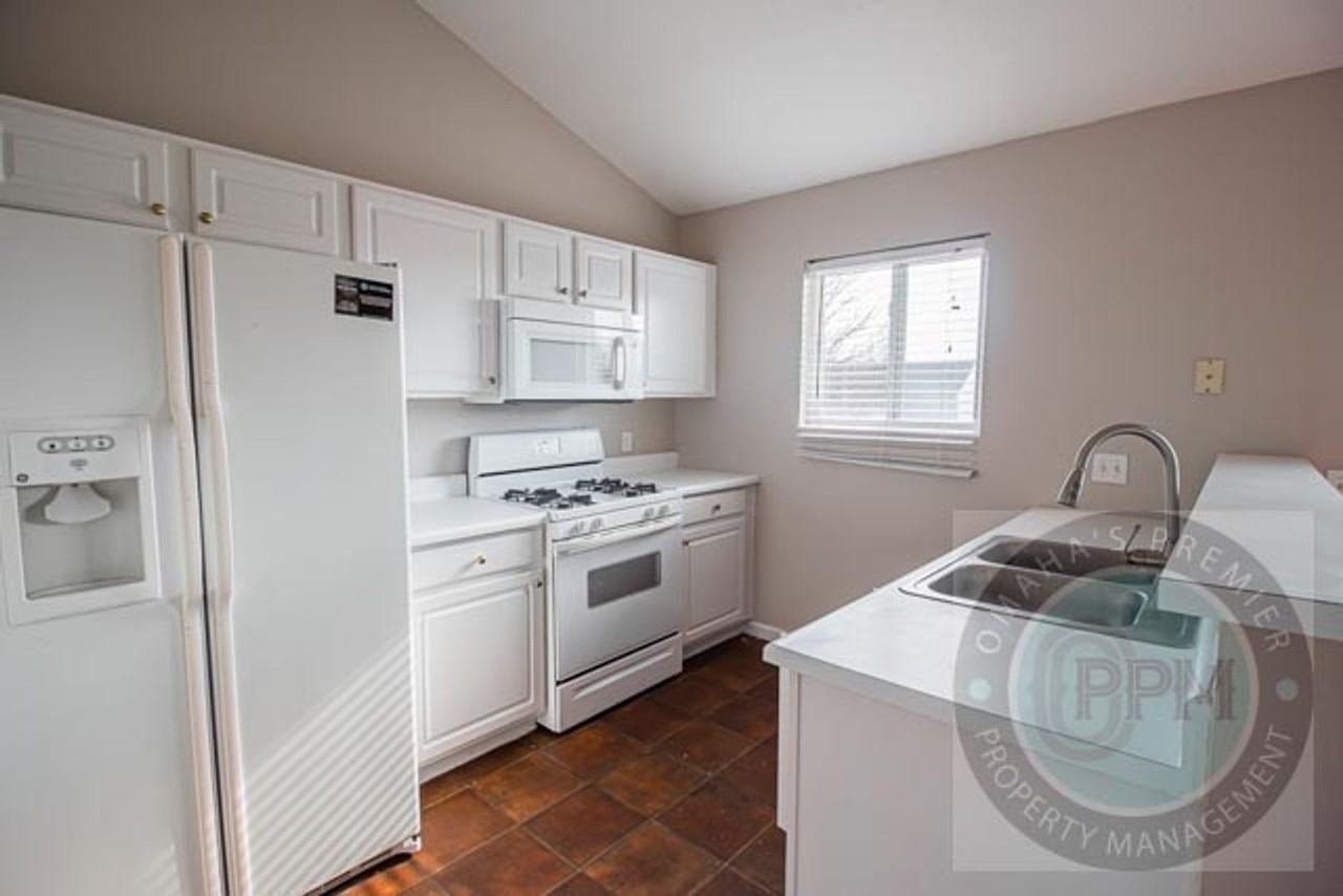 17865 Olive St - Photo 6 of 18