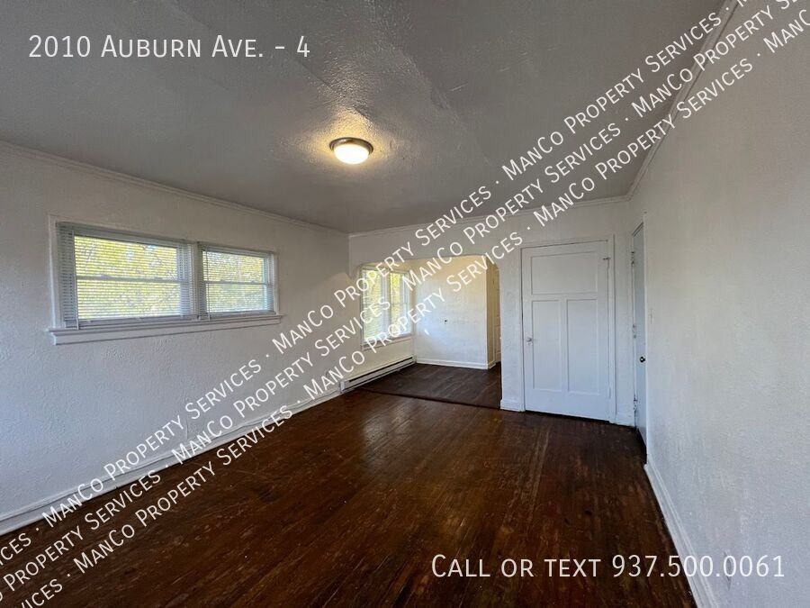 2010 Auburn Ave #4 - Photo 3 of 7