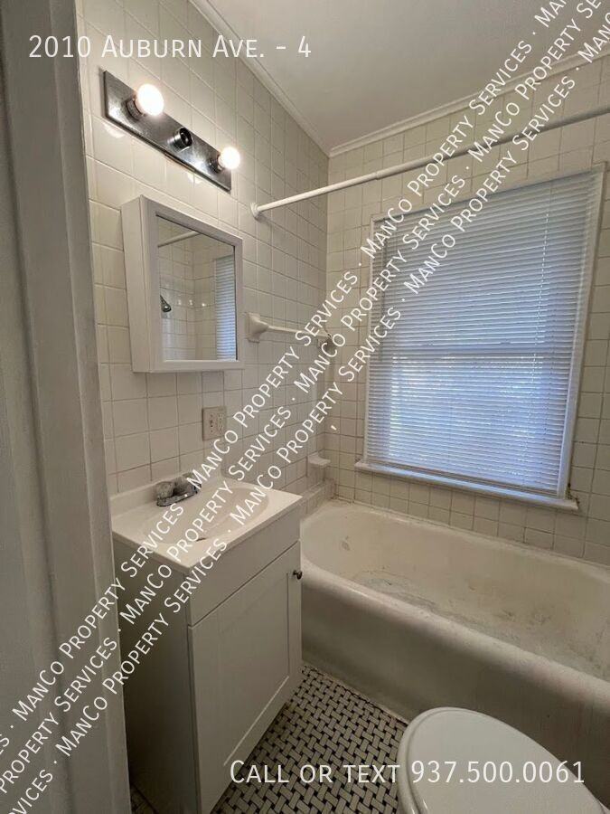 2010 Auburn Ave #4 - Photo 7 of 7