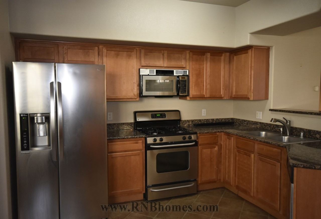 1211 Vessona Cir - Photo 6 of 14