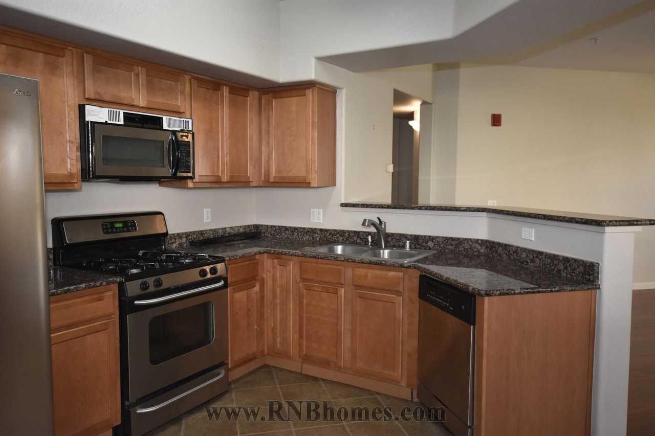 1211 Vessona Cir - Photo 7 of 14