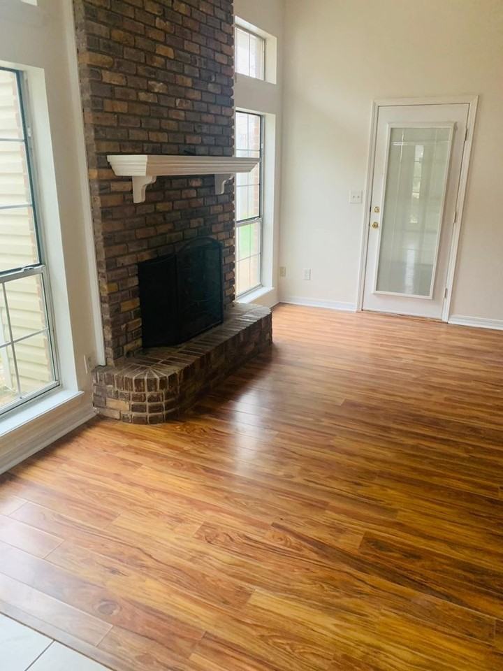 3325 Danbury Ct - Photo 6 of 6