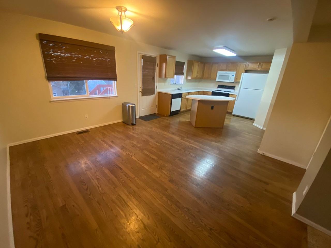 11051 Blackwolf Ln - Photo 3 of 12