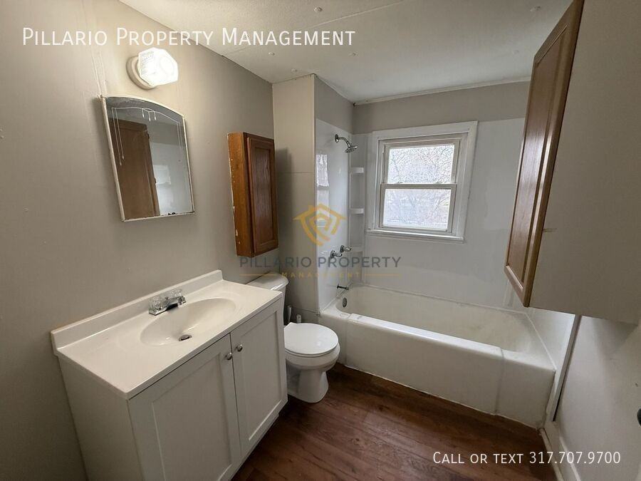 209 N 16th St - Photo 7 of 12