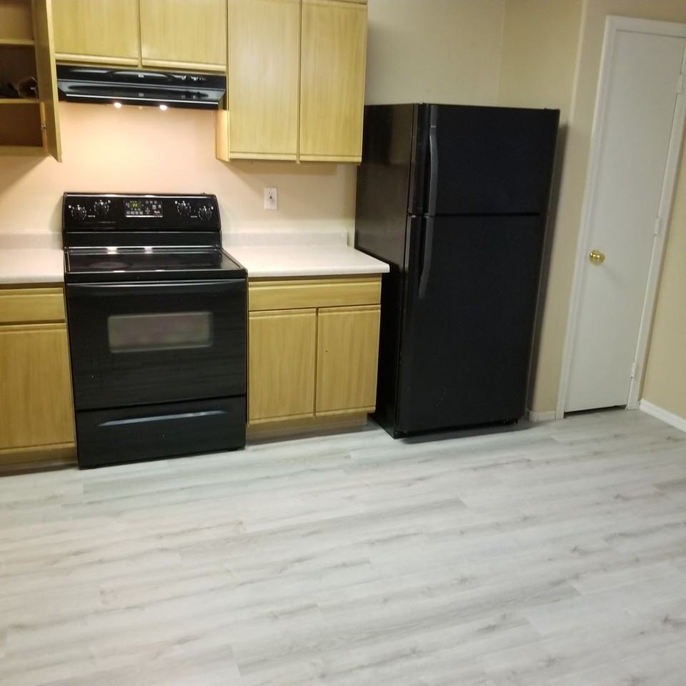 12478 N Pablo St - Photo 3 of 15