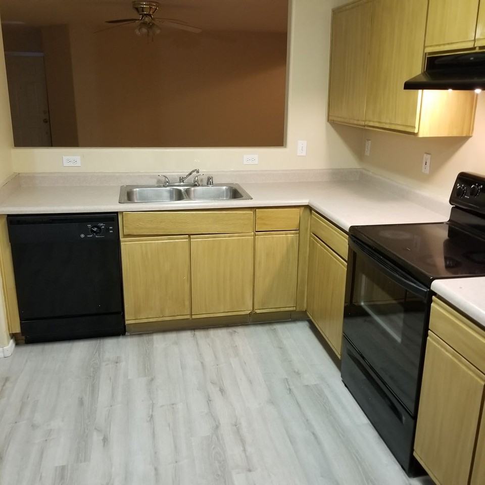 12478 N Pablo St - Photo 4 of 15